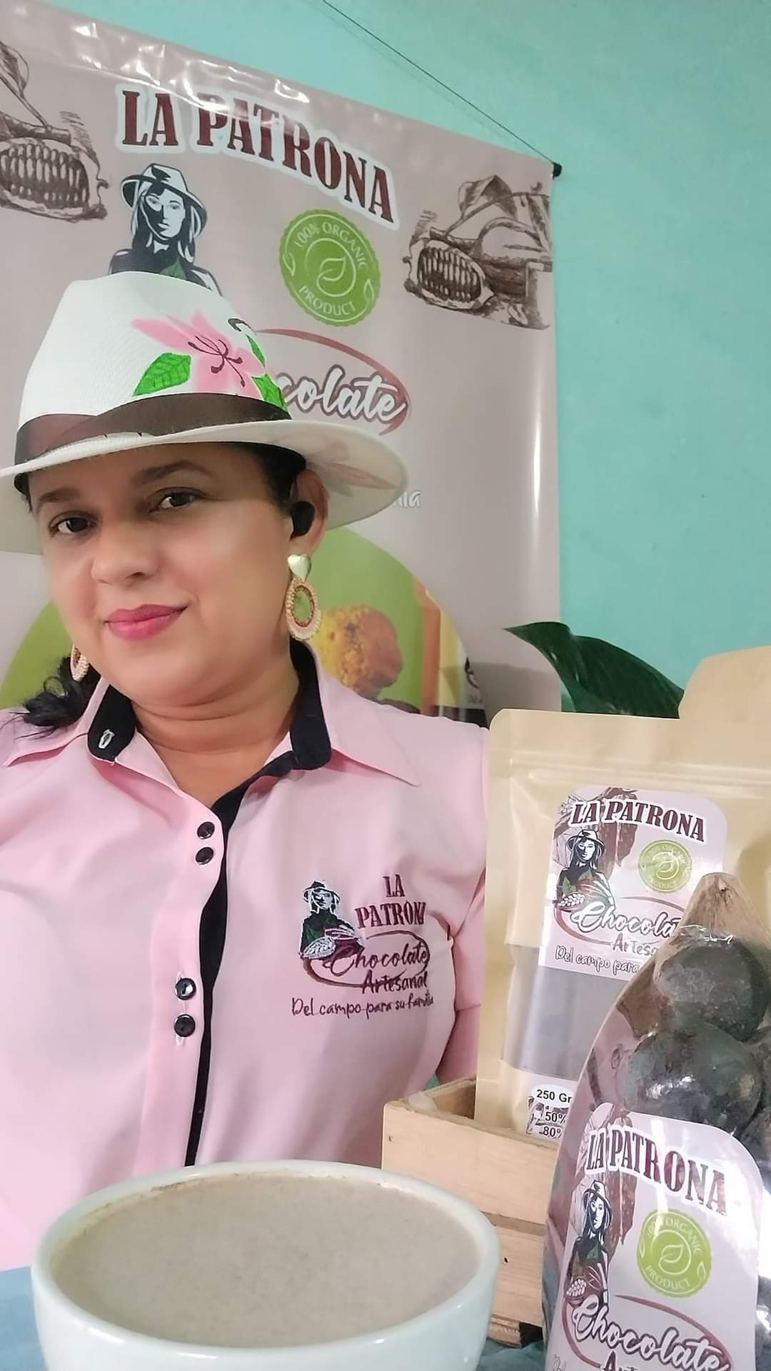 LUCIA ADRIANA CASTAÑO
